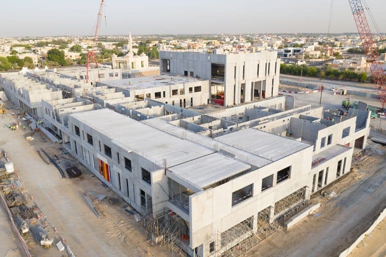 UAE迪拜校舍使用预播混凝土搭建法
