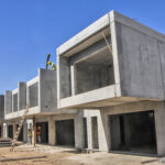 阿根廷布宜诺斯艾利斯OCSA预制建筑工地。